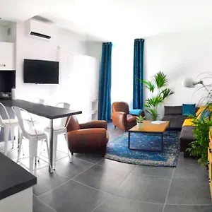  Apartment Beautifully Bright In Old Town